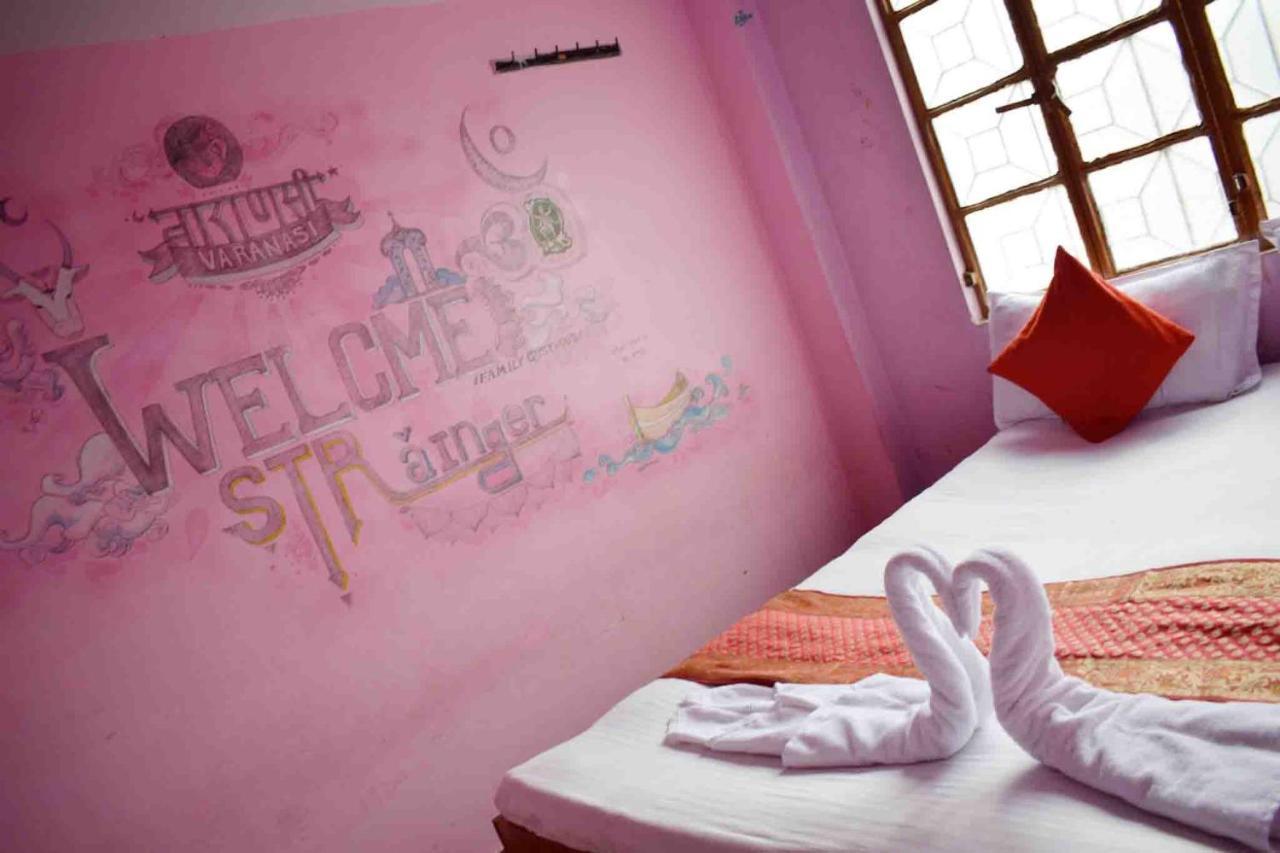 Family Guest House Варанаси Екстериор снимка