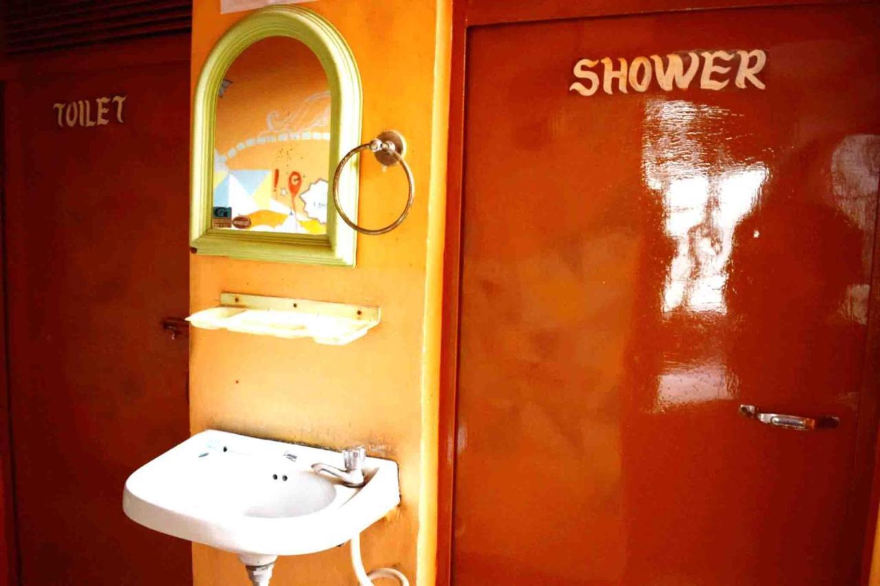 Family Guest House Варанаси Екстериор снимка