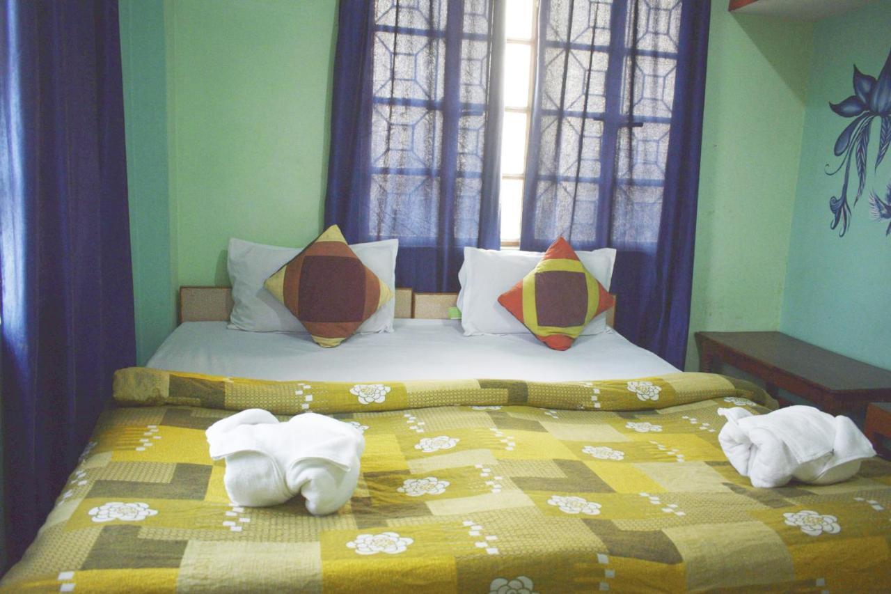 Family Guest House Варанаси Екстериор снимка