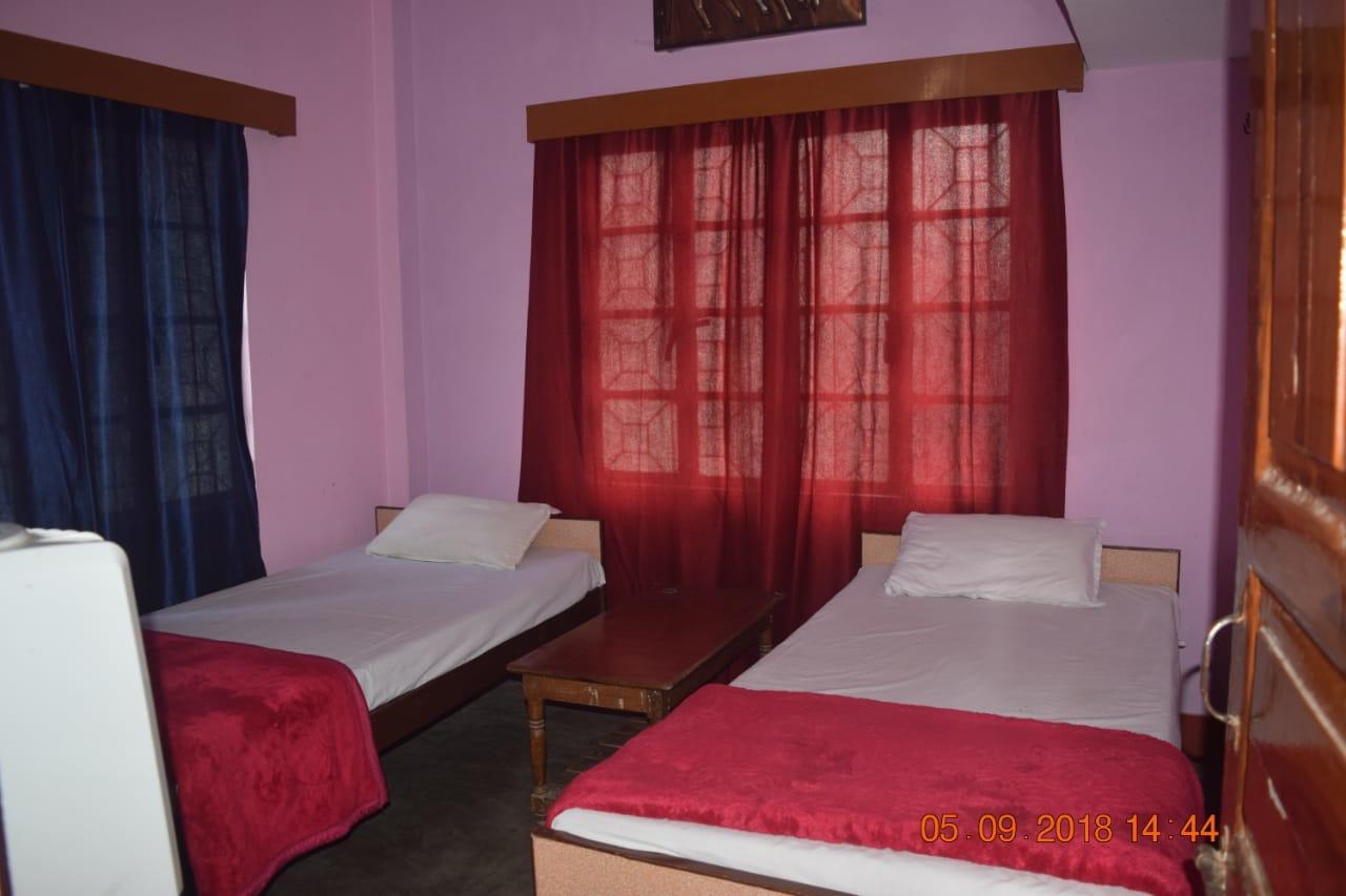 Family Guest House Варанаси Екстериор снимка